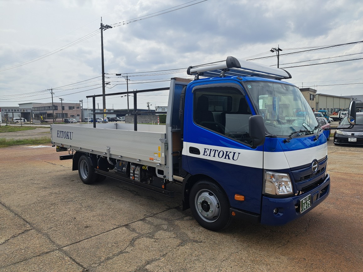 栄徳運輸にて新車1台導入